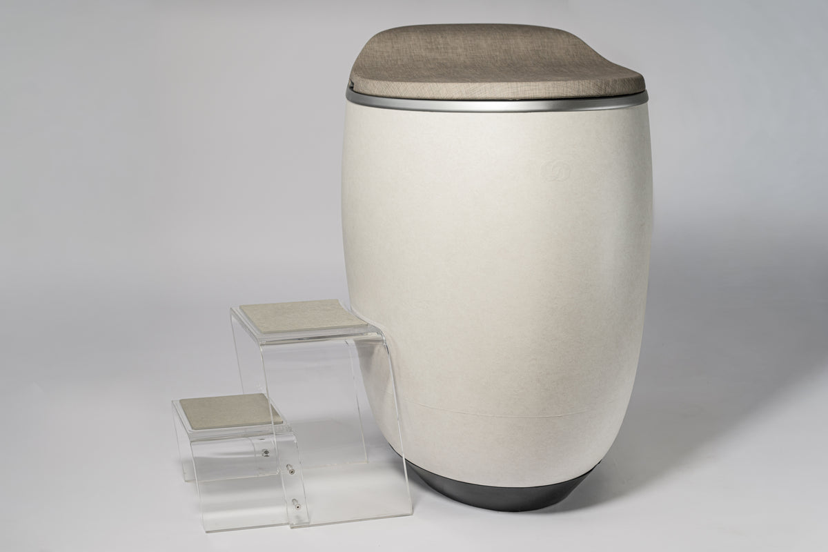 Saltflat ChillPod with stairs and lid